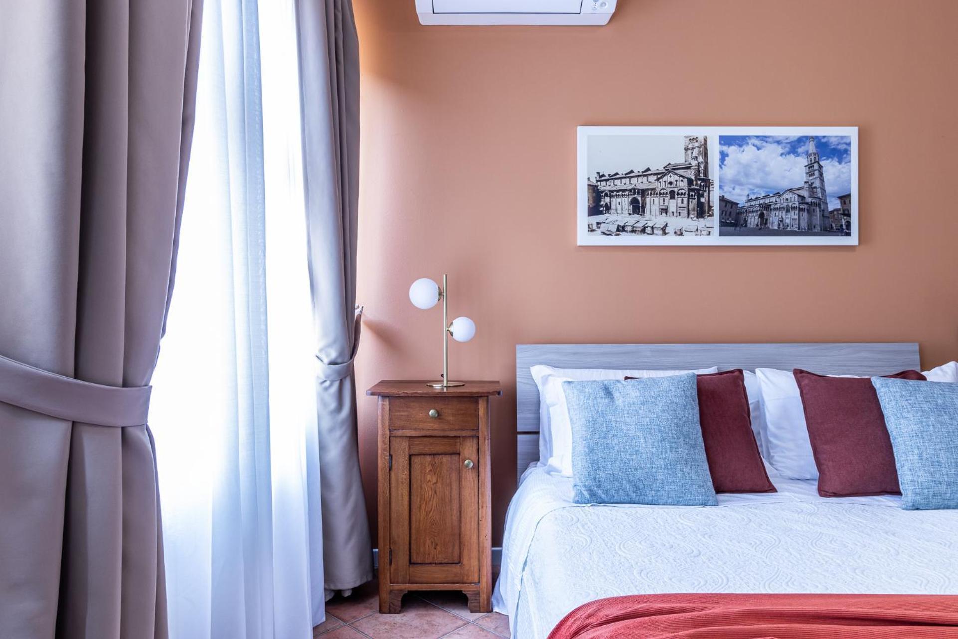Room&Breakfast Canalino 21 Módena Exterior foto